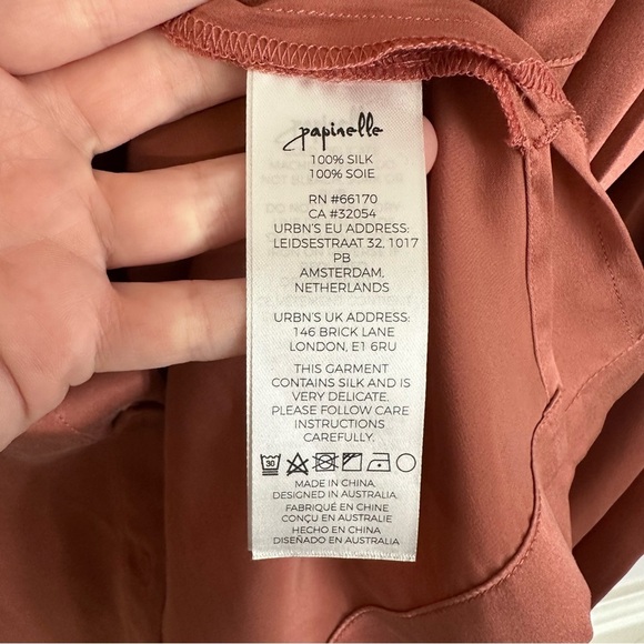 Anthropologie Papinelle Audrey Pure Silk Long Sleeve Red Button Up Top Sz XL NWT - Picture 6 of 7